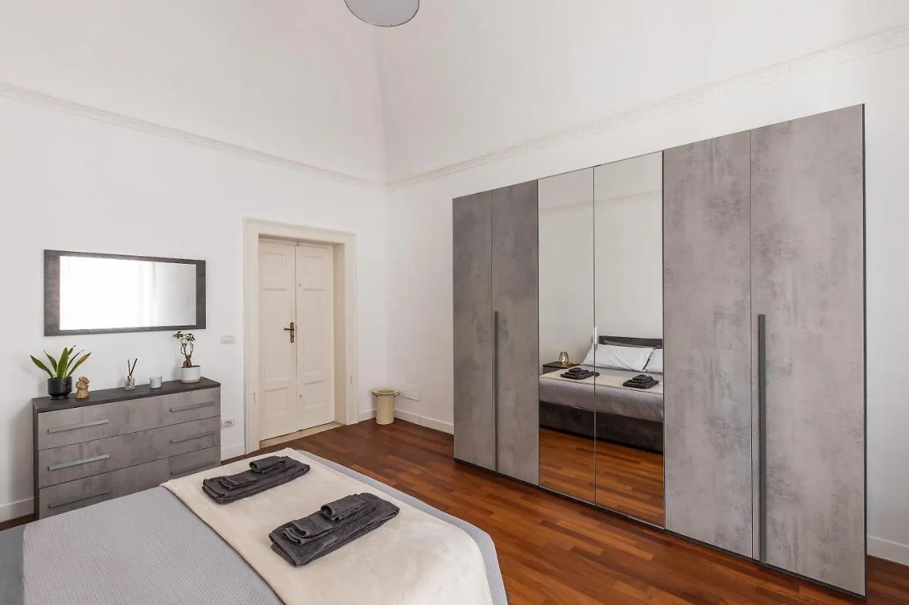Casa Dei Visionari Appartement Bari 0*,  Italië